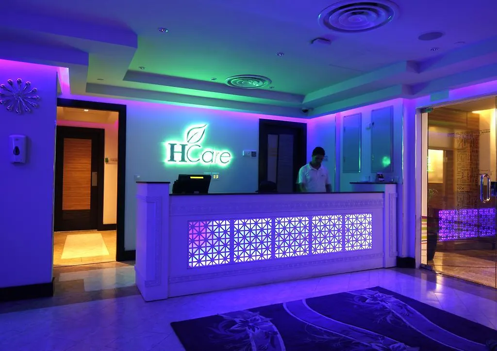Novotel Dammam Business Park 4*,