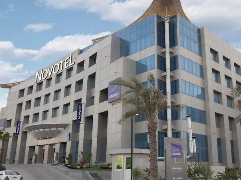Novotel Dammam Business Park 4*,
